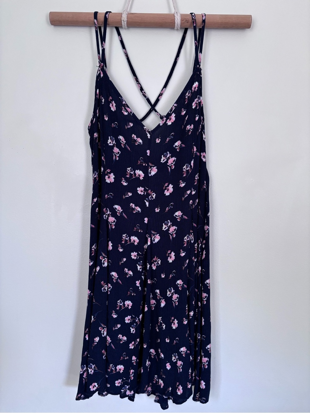 American Eagle Outfitters Navy Floral Sundress | Size 4 | Flirty